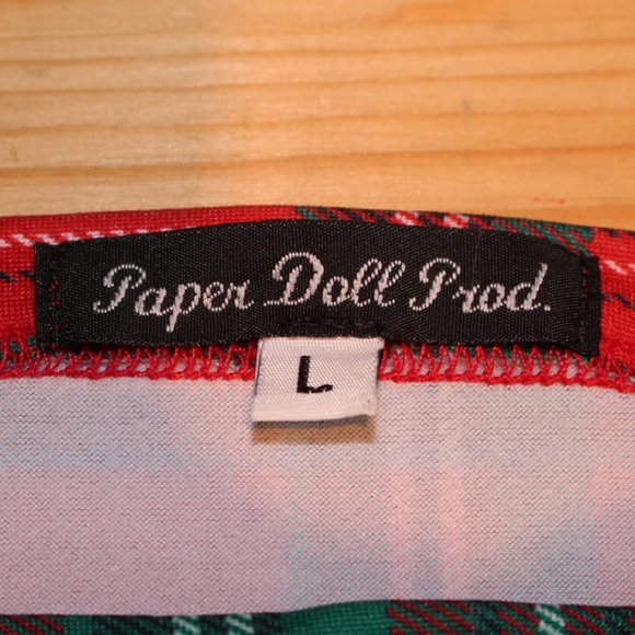 Paper Doll Production plaid/tartan top - Picture 6 of 6